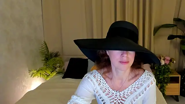 LeticiaRomano webcam