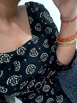 Meenakshi_rajput webcam