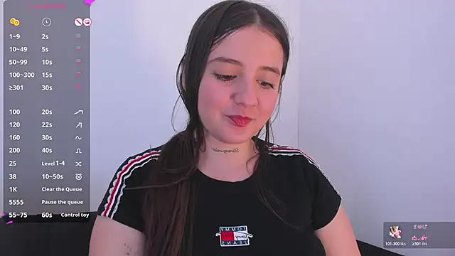Sabrina_Lennox webcam