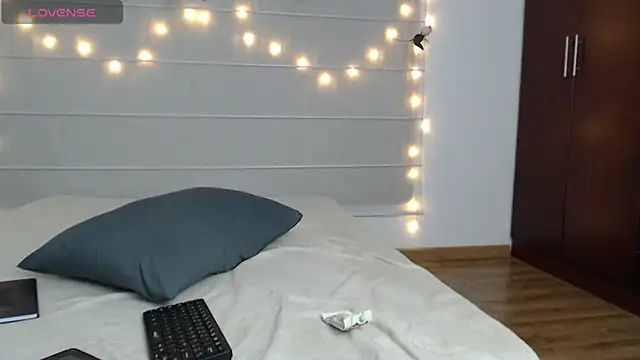 Sarabubbie webcam