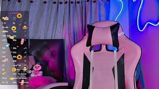evie_cloud webcam