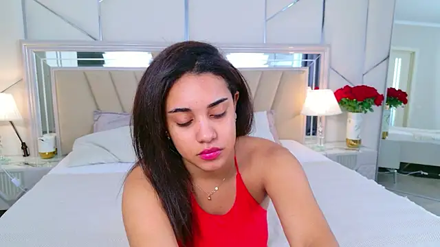 Luna_Cortier webcam