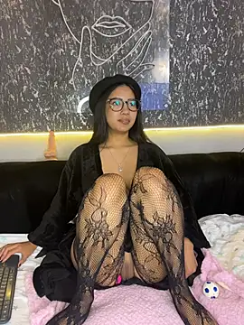 Gretel_Streit live cam on StripChat