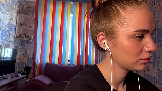 Miss_Blessnyth webcam