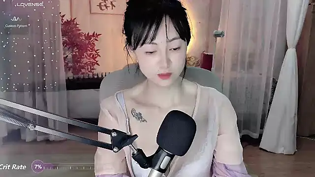 noomi-1111 webcam