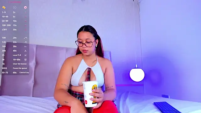 Ivanna_Wesley webcam