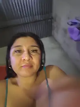 noemy-25 webcam