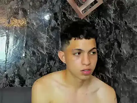 cameron_lux77 webcam