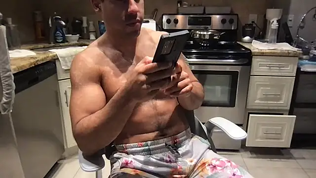 BigGuyMuscle webcam