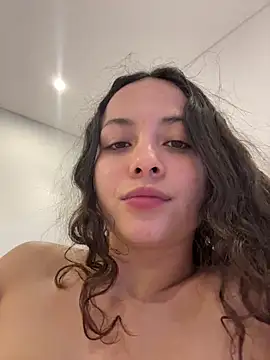 Megan_Rodrigo live cam on StripChat