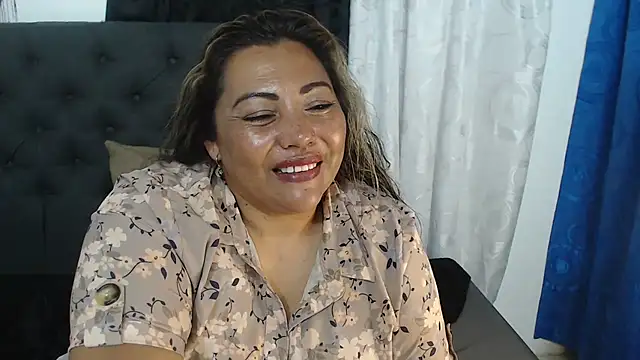 dihayara live cam on StripChat