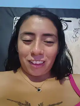 ashleymonroe4 live cam on StripChat