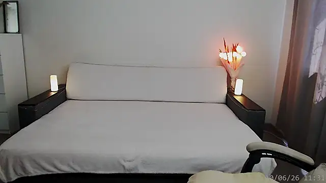 Kira_Winner webcam
