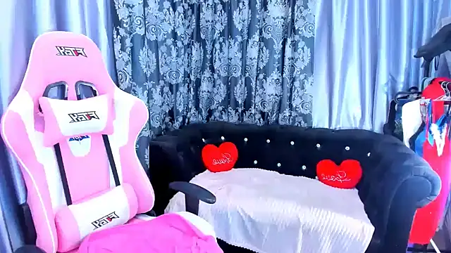 KamilaFoxy webcam