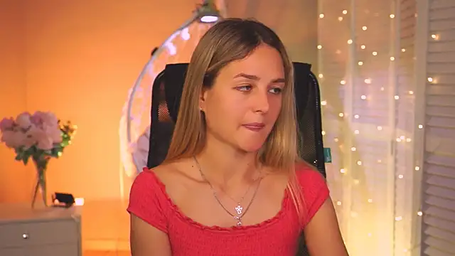 DeboraLarson webcam