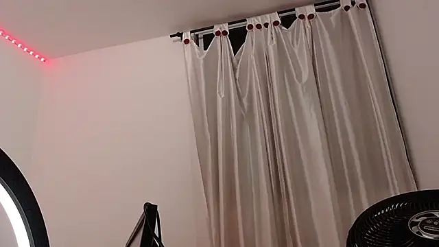 Karljensen33 webcam