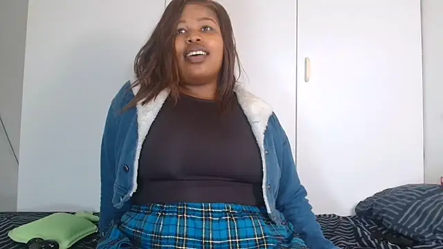 Cuddle_Bear webcam