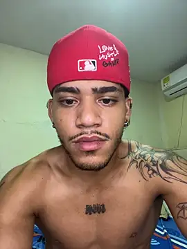 izaak_taylor7 webcam