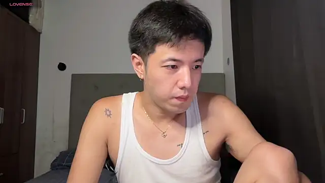 Addictiveboi webcam