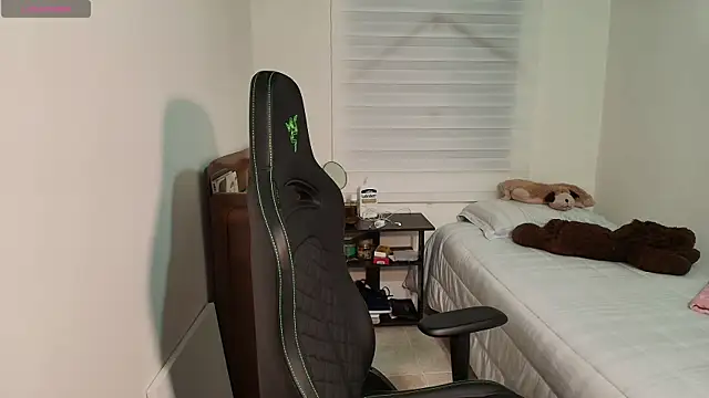 Nude_Boy18 webcam