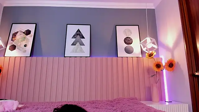 Nina_Ford webcam