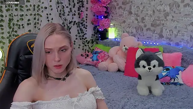 Gina_Gina_love webcam