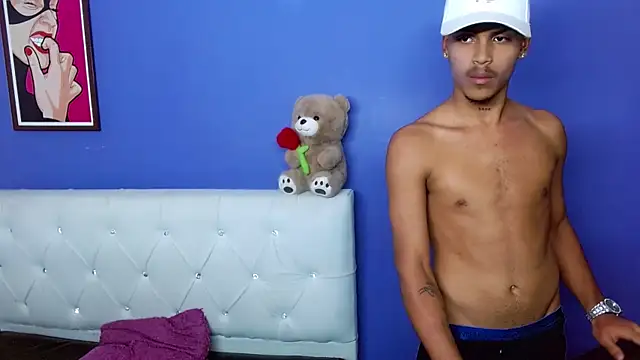Angel_foxc13 webcam