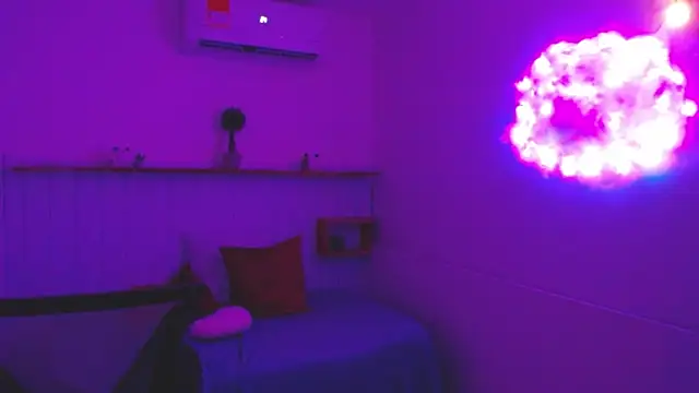 Alis_Montiel webcam