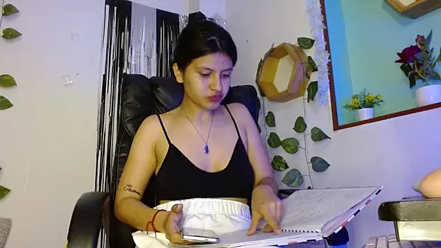 Jennal-Guerrero26 webcam