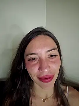 loveuu-bae webcam