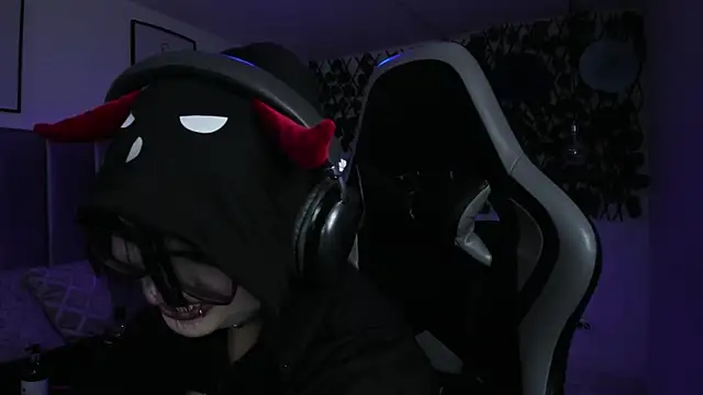 Kitty_Gang webcam