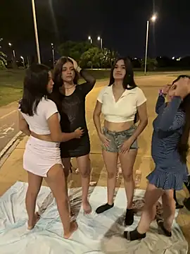 TheAlejandroDolls webcam