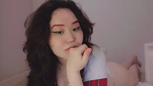 tsunade_chan webcam