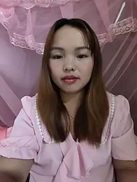 Mina_xYx webcam