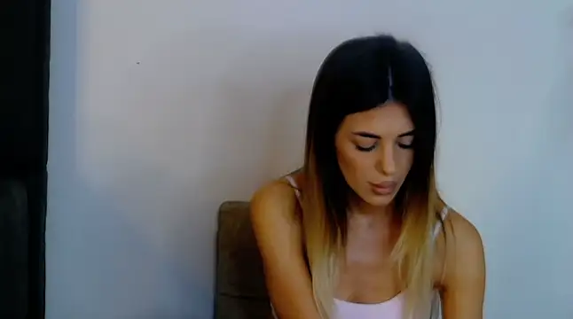 IvyLustt webcam
