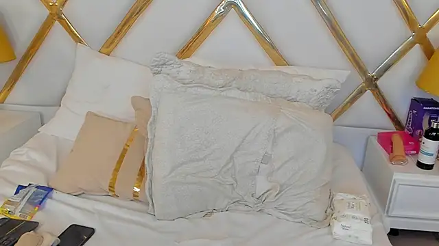 Perla_Watson webcam