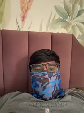 dreamy_boy webcam