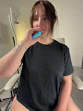 Megan_lu2 webcam