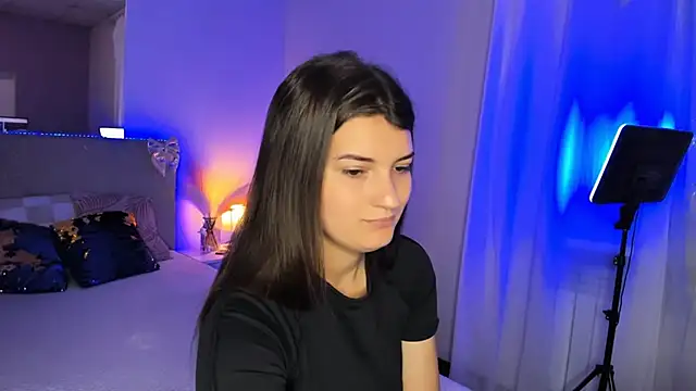 Laura_Leee webcam