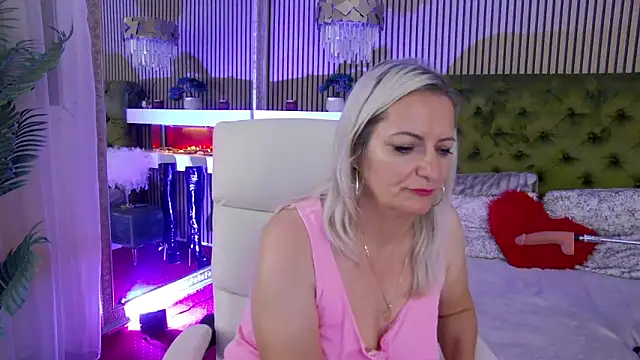 LadyTouch webcam
