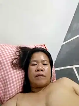 AsianbouncieGIRL webcam