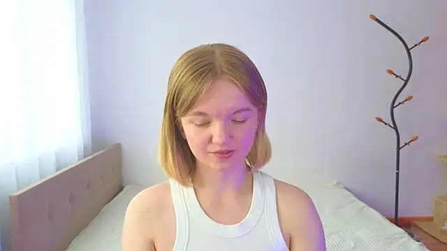 StellaBunny webcam