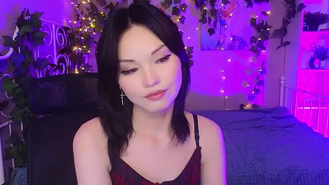 LilySparkls webcam