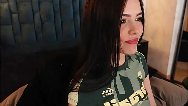 NicoleeNash webcam