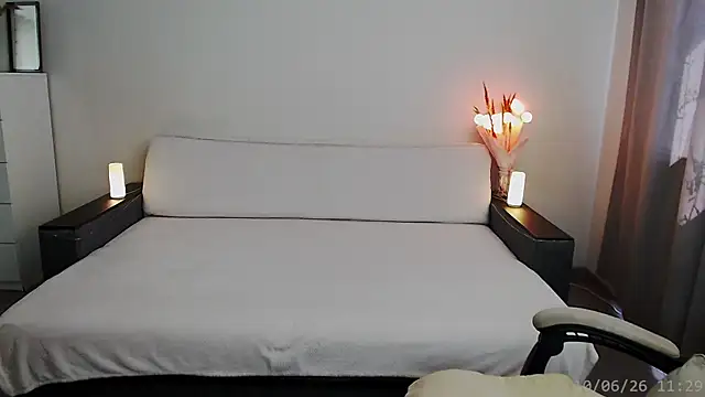 Kira_Winner webcam