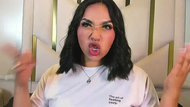 IsabellRodriguez18 webcam