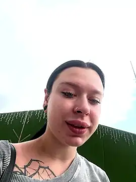 AlishaOfThorns webcam