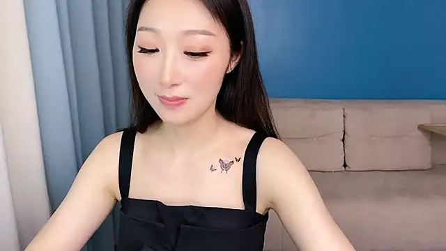 ella55-- webcam