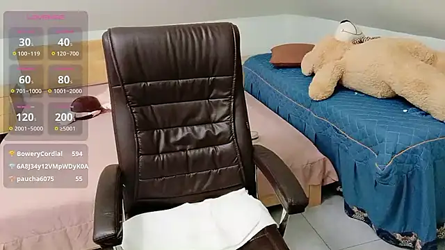 Leila_E webcam
