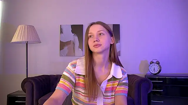 LoraVey webcam